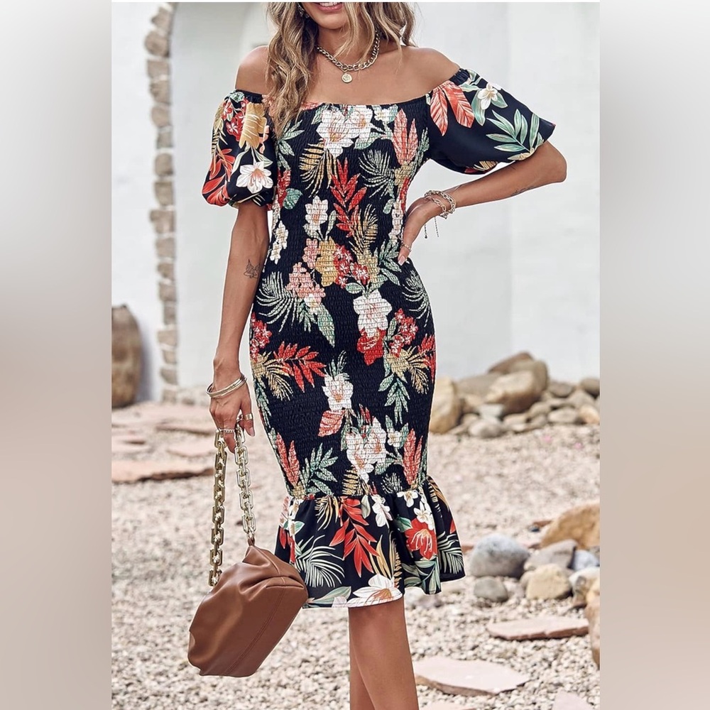 Midi Floral Puff Sleeve Dress ideal for that Tropical vacation Size XL